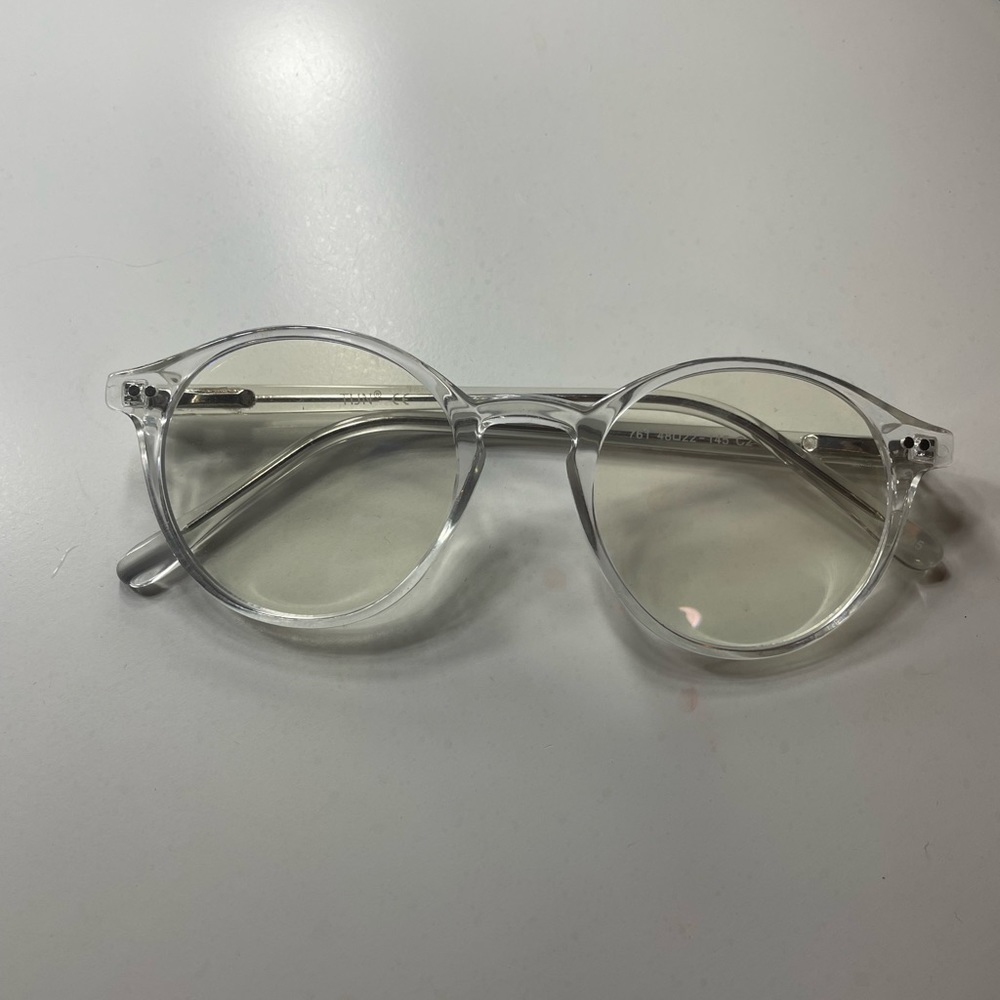 Blue light glasses